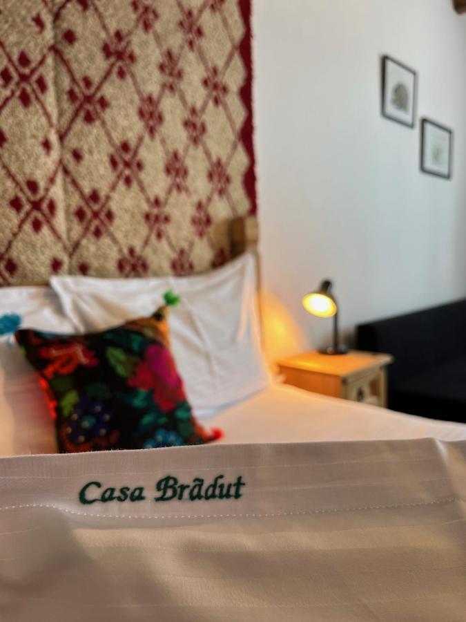 Casa Bradut Hotel Dorna Arini Ngoại thất bức ảnh